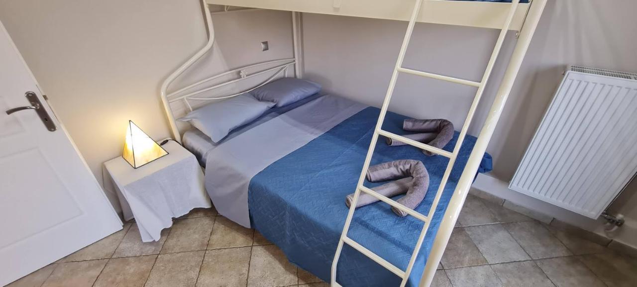 'The Seagull' Traditional Cottage Nea Makri Luaran gambar