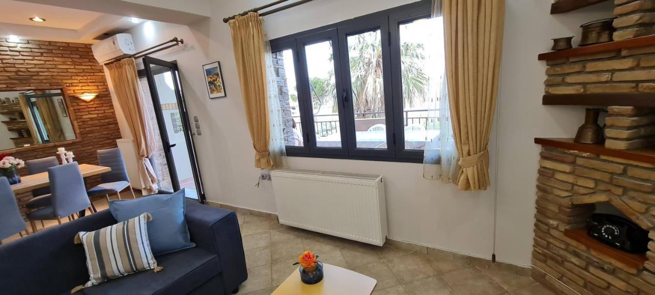 'The Seagull' Traditional Cottage Nea Makri Luaran gambar