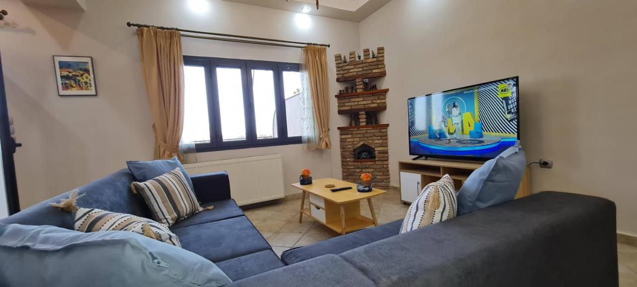 'The Seagull' Traditional Cottage Nea Makri Luaran gambar